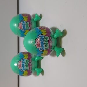 Pinata Smashlings rainbow pod Toikido mystery figure Roblox 3 pods